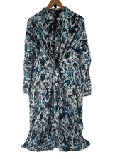 Grünes Hemdblusenkleid zum