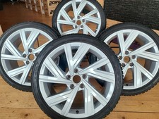 4 Original VW Golf 8 GTI