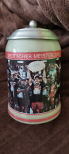 FC BAYERN MÜNCHEN Sammler KRUG 2001 DEUTSCHER MEISTER Zinndeckel m. Abzeichen