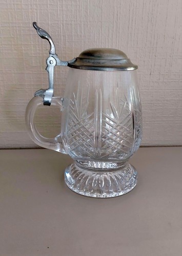 Geschliffener bierhumpen mit - geschliffener,