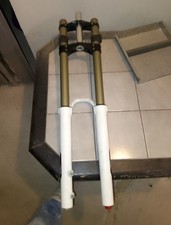 Federgabel Mit Dobelbrücke