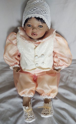 Die künstlerpuppe baby - die, „baby