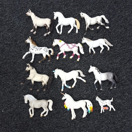 Verschiedene schleich figuren - schleich,