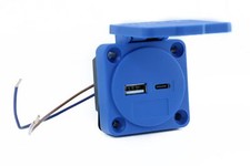 HOLZER USB-Einbausteckdose und