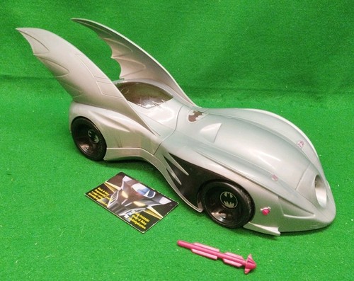 Vintage spielzeug batmobile - spielzeug,