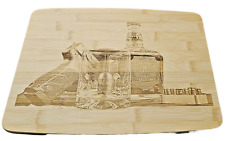 Frühstück/Schneidebrettchen aus Bambus mit Lasergravur Jacky und Waffe 35x26cm