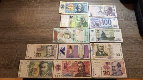 Alte aktuelle banknoten - &,