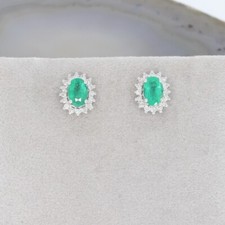 Wert 1050 € Brillant Smaragd Ohrstecker Ohrringe in 750 18 Karat Weiß Gold