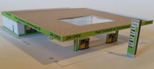 N/1:160 Moderne Tankstelle