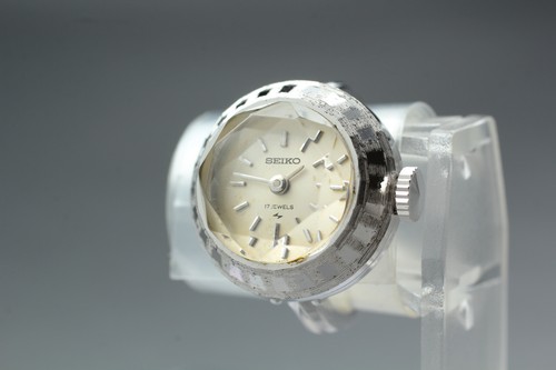Seiko 0630 weißes - seiko,