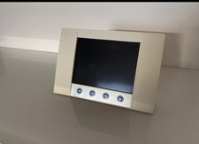 MELAG Schwarz weiß Display