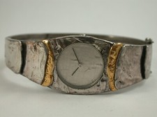 tolle Designeruhr Perli