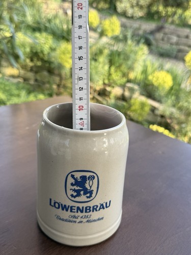 Bierkrug motiv löwenbräu - bierkrug,