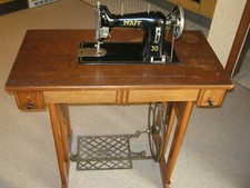 Nähmaschine Pfaff 30, Baujahr ca. 1934, versenkbar + Zubehör + Beschreib. teilw.