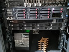 QNAP TVS-871U-RP-i3-4G NAS