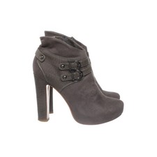 Coco-California, Stiefeletten