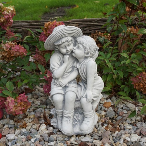 Junge und mädchen kinderfigur - und,