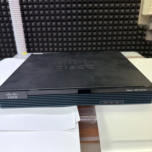 Cisco 1900er serie integrated - cisco,