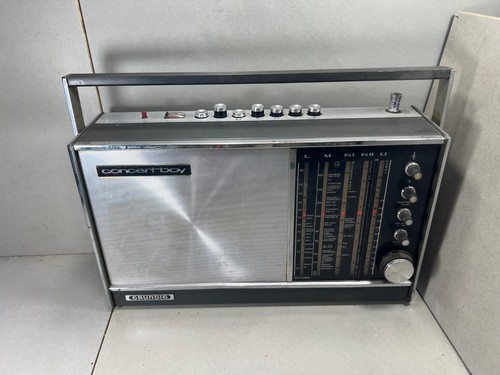 Radio grundig concert - boy, 208