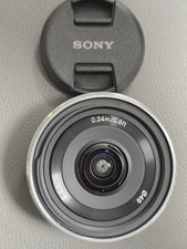 Sony Alpha SEL16F28 16mm f/2.8