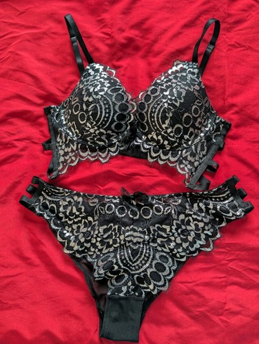 Hunkemöller set slip - &,