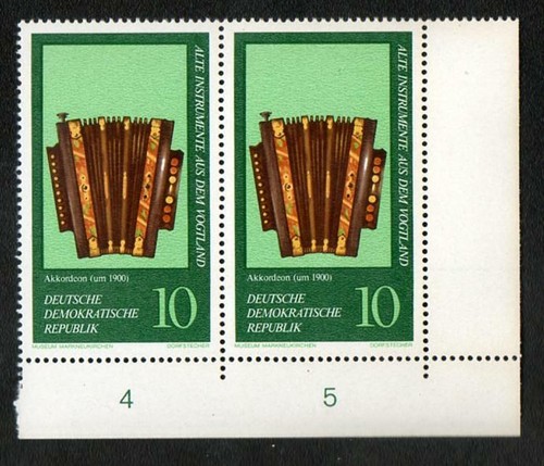 Ddr 1977 alte instrumente aus - 1977,