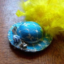 Hütchen mit Feder blau / rosa Haarspange Fascinator kleiner Hut 2.Wahl 129022613