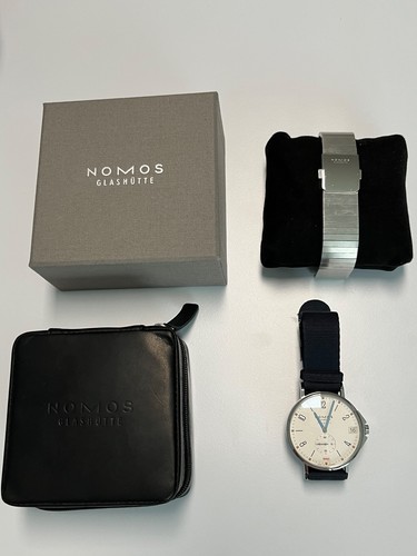 Nomos tangente sport neomatik - nomos,