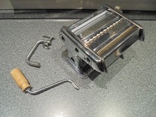 Nudelmaschine manuell