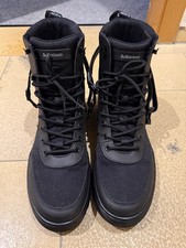 Dr. Martens COMBS TECH Stiefel