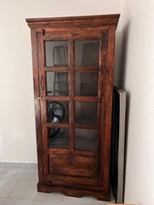 Massiver Kolonialstil-Schrank / Vitrine aus Holz - 182 cm hoch