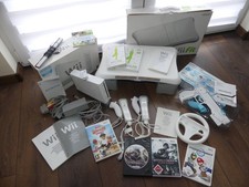 Nintendo Wii Konsole - Komplettset mit Zubehörpaket in Originalverpackung