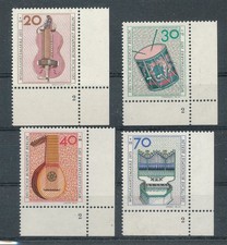 857045) Berlin Bogenecken Nr.459-462** Musikinstrumente mit Formnummer 2