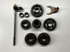 Gesammelte Getriebeteile