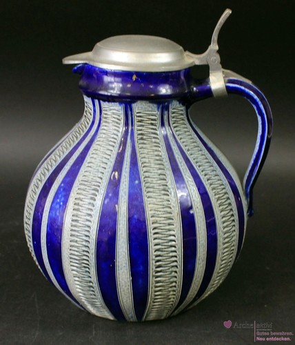 Blauer steingut krug mit - blauer, steingut-krug