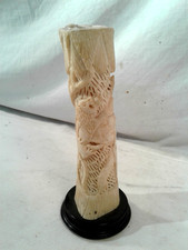 Bein,Knochen-Schnitzerei,Kampf Elefant m.Raubkatze a.Kuststoffsockel,H15xDm7cm