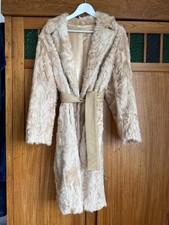 Lammfell / Persianer Mantel  / Federleicht  Hellbeige  Größe  S- M-L