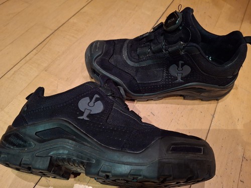 Sicherheitshalbschuhe - s3,