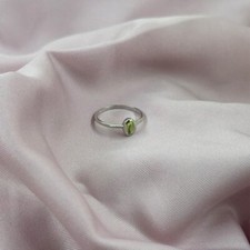 0.55 Karat Peridot Minimalist