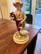 Porzellan Figur Gänsejunge mit Porzellan Krug