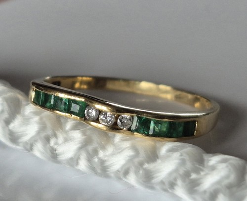 Ring aus 750 gold mit - 750, smaragd