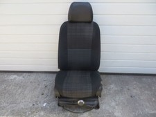 MERCEDES SPRINTER 3,5-T 906 Sitz links vorn Fahrersitz Stoff schwarz