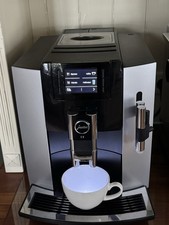 JURA E8 Kaffeevollautomat