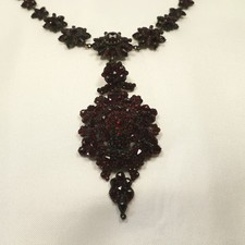 Wundervolle alte Granat Kette