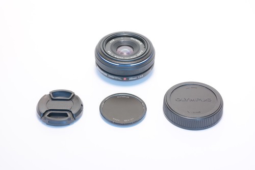 Olympus four thirds 25mm - thirds, f2.8