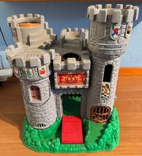 Große Ritter Burg Vintage 1994 Fisher Price, einige Extras (Kanone, Drache ect.)