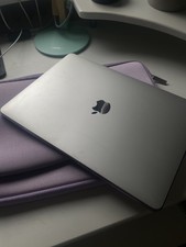 Apple MacBook Pro mit Touch Bar & Touch ID 13.3