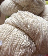 100% Schafwolle Strickgarn