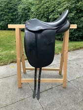 Dressursattel, Euroriding, Jade II,  17 Zoll, 32 Kammer, schwarz, gebraucht