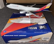 1:200 JCWINGS Geminijets B747-400 ASIANA „Combi“